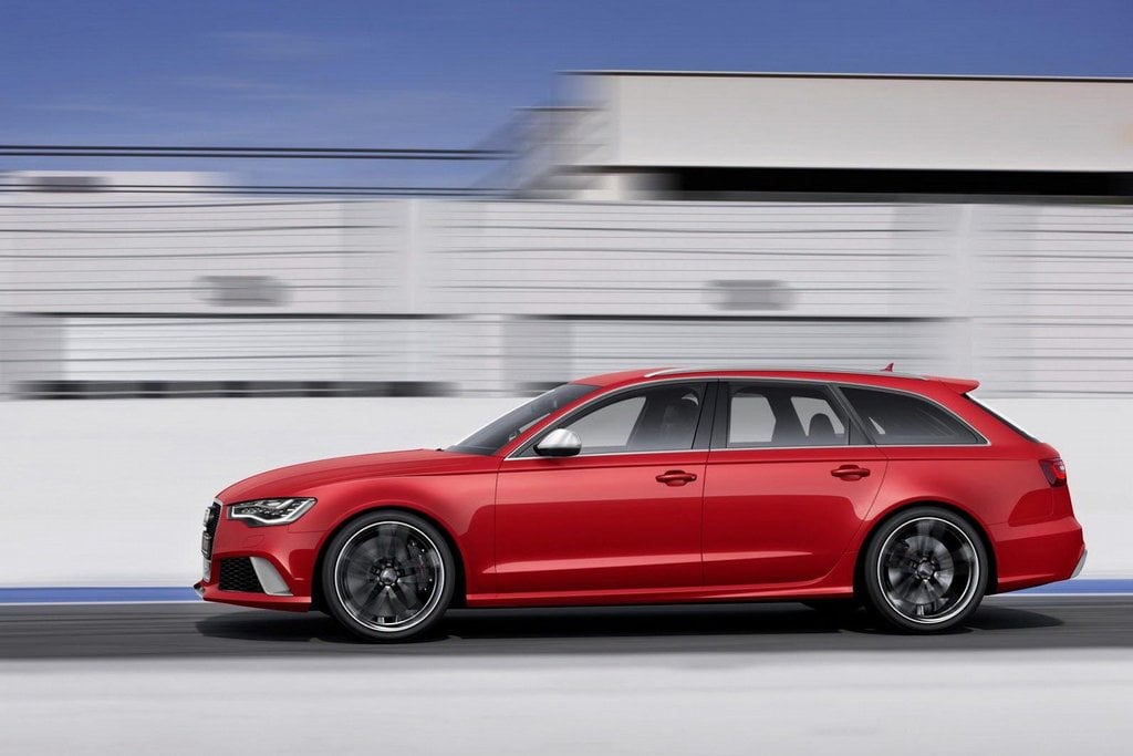 2010-07-audi-rs6-avant-1.jpg