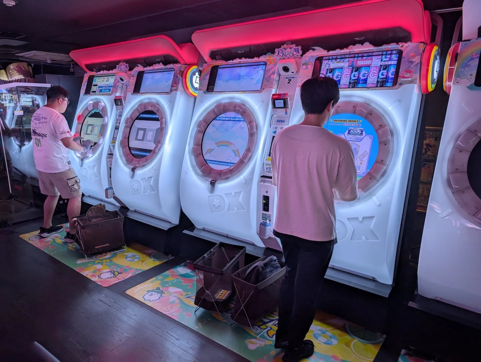 Moderní arkádové herny v Japonsku (Tokio a Ósaka)