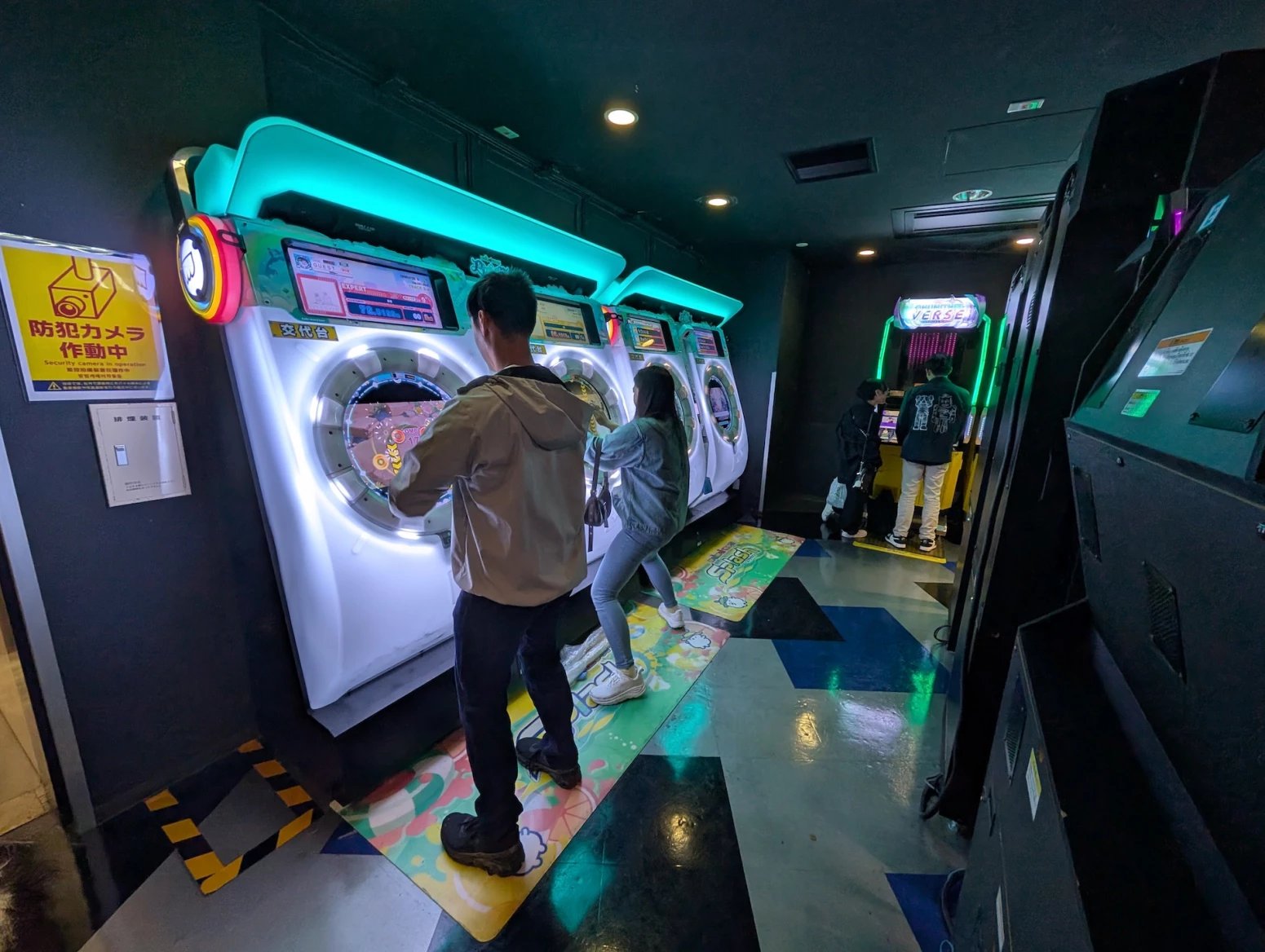 Moderní arkádové herny v Japonsku (Tokio a Ósaka)