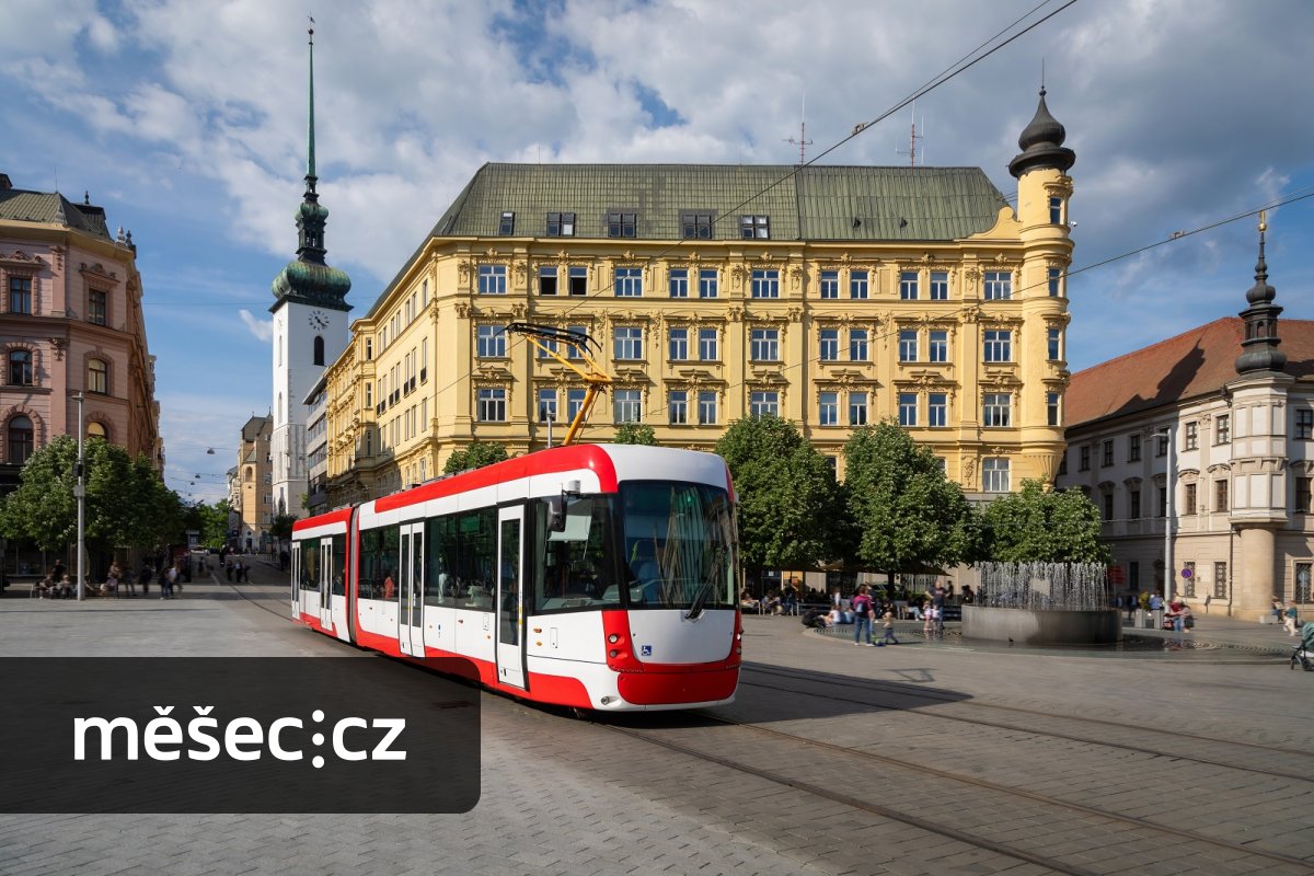Nepozorný chodec zavinil srážku s tramvají. Přesto může mít nárok na odškodnění
