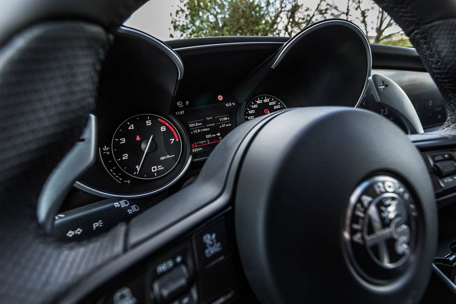 2020-06-alfa-romeo-giulia-veloce-22.jpg