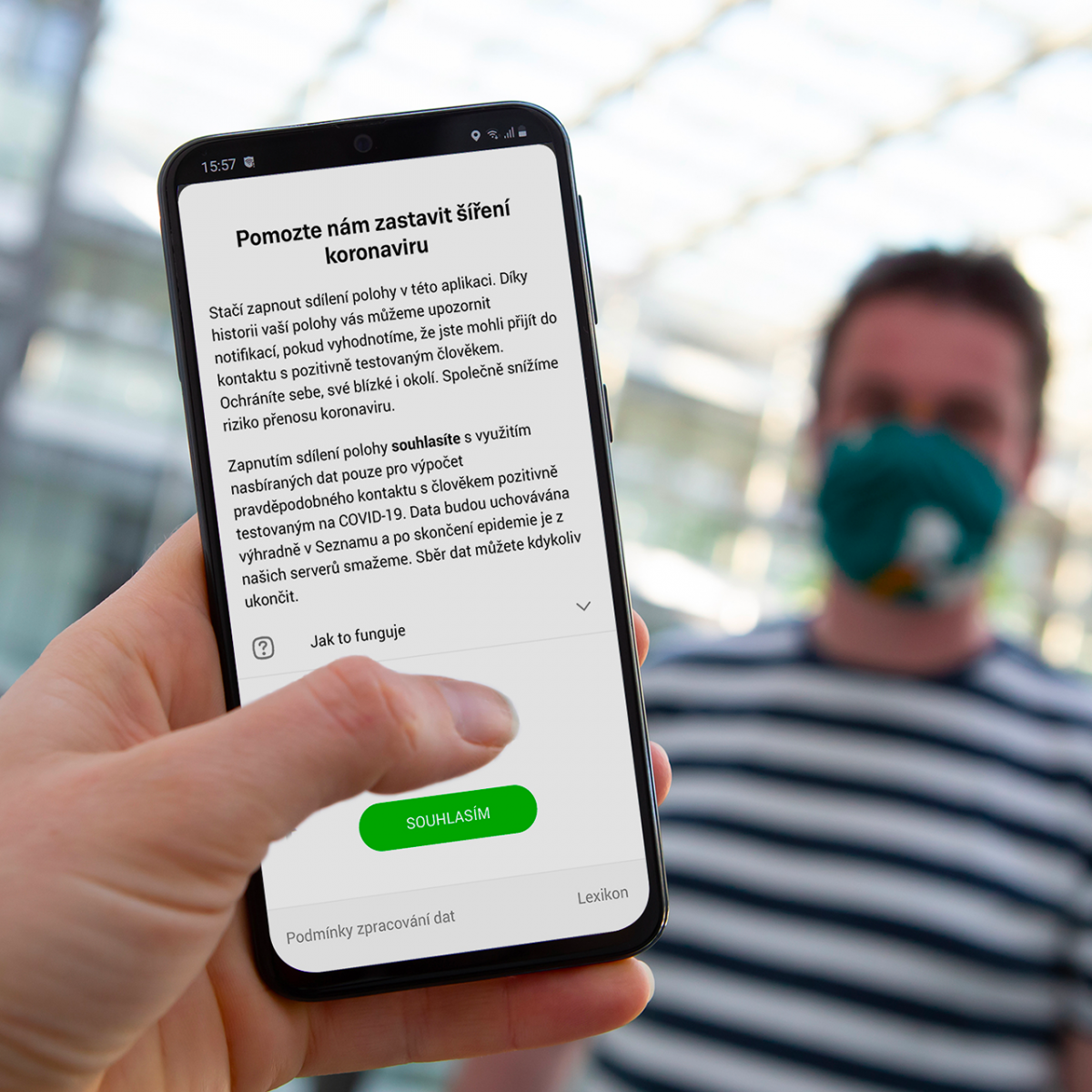 Mapy.cz nabízejí sdílení polohy, aby mohly varovat před koronavi