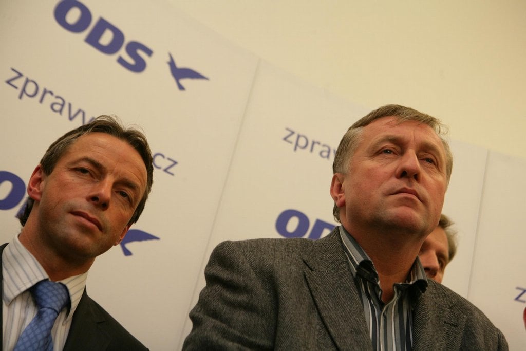 2009-10-nc3a1vrat-ztracenc3a9ho-syna-pavel-bc3a9m-je-opc49bt-c48