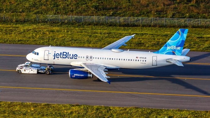 Čím více menších čipů, tím méně energie stačí k jejich poškození. Uzemnění airbusů potvrdilo, že bude nutné zvýšit odolnost letecké avioniky