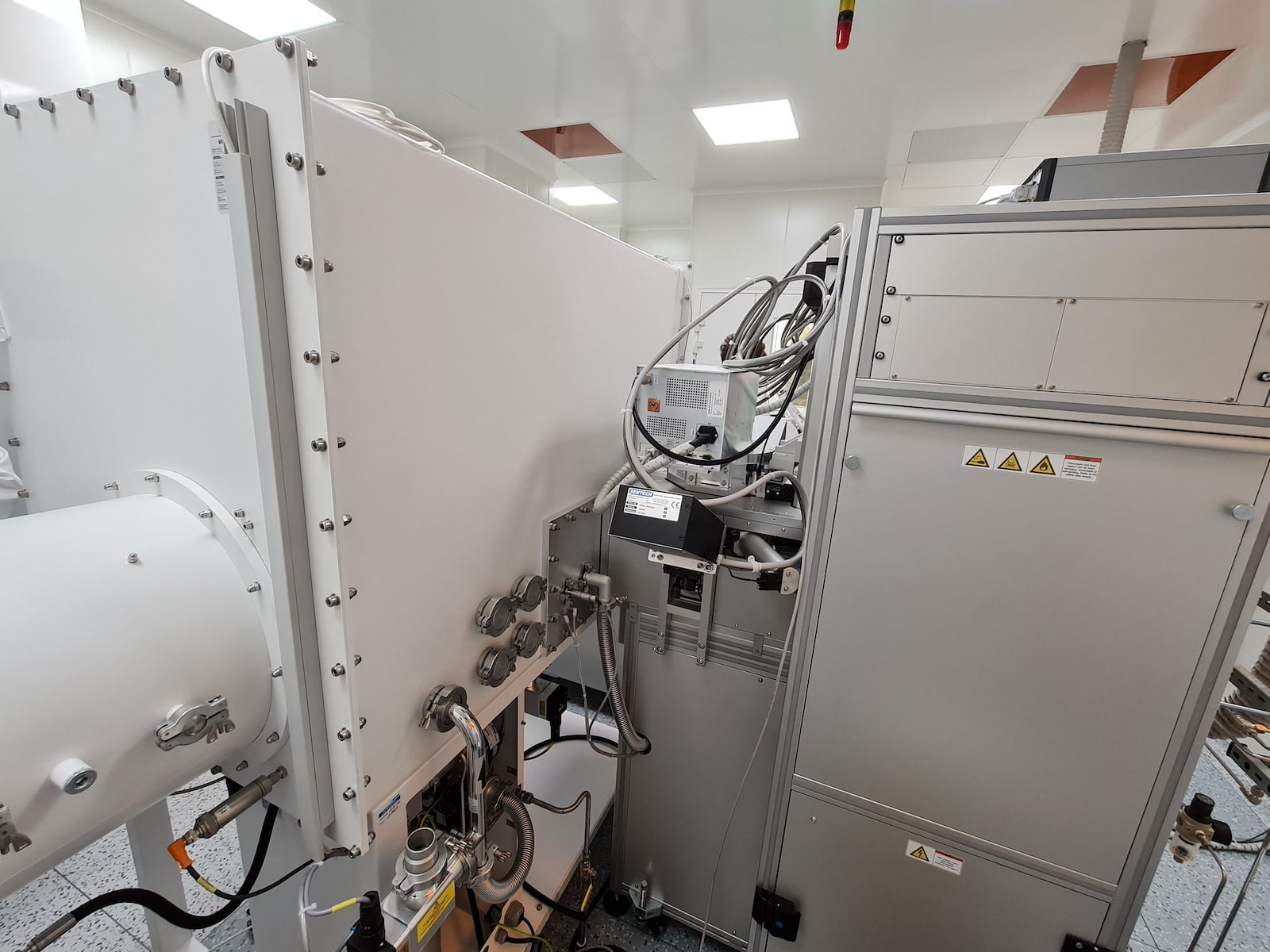 Nanolab, polovodičová laboratoř ČVUT