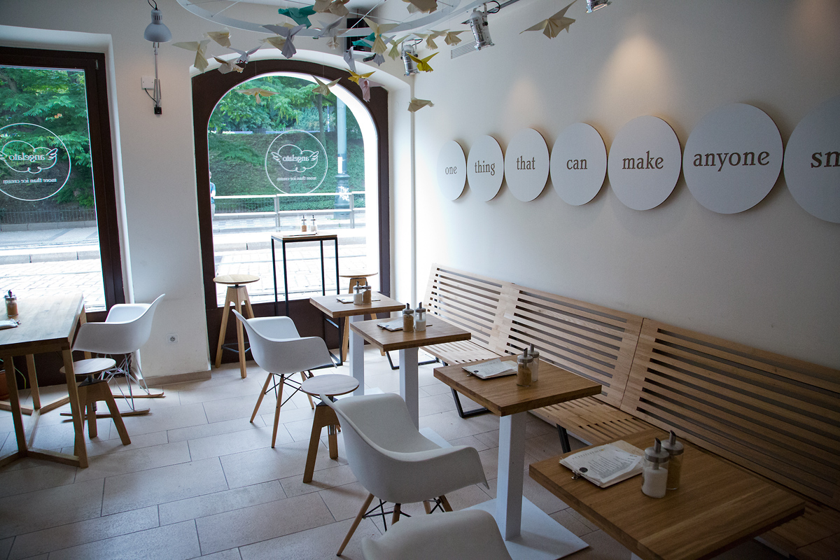 Ve zmrzlinářství Angelato prodávají zmrzlinu po celý rok.