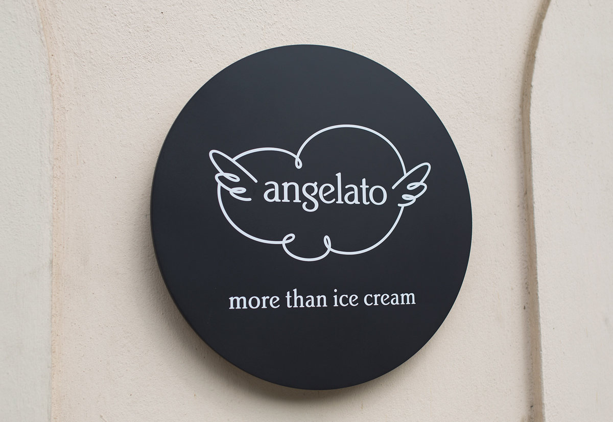 Ve zmrzlinářství Angelato prodávají zmrzlinu po celý rok.