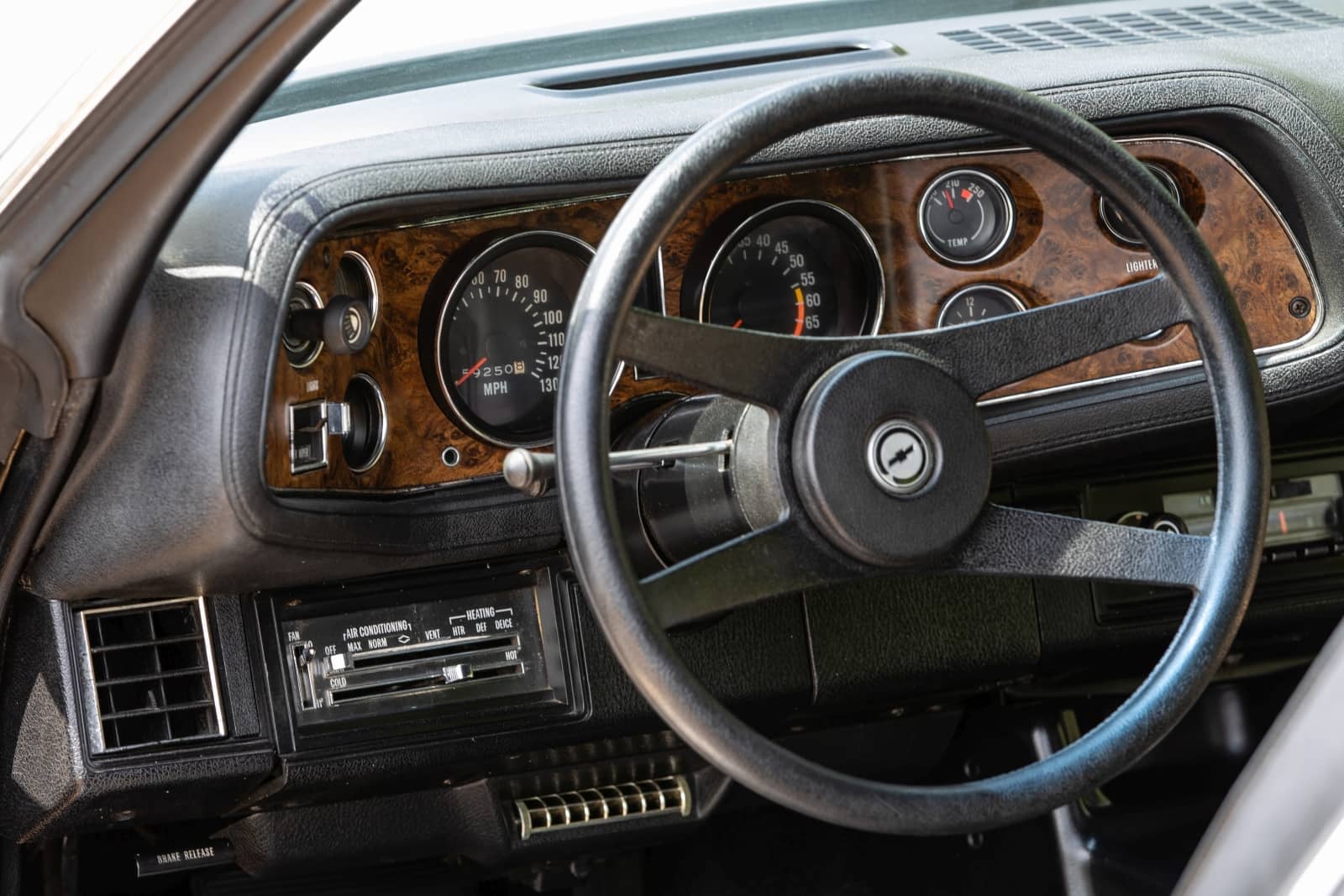 2020-01-ChevroletCamaro016.jpg