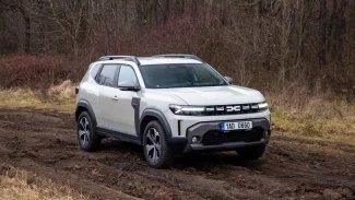 Náhledový obrázek - Test Dacia Duster Hybrid 140: Technologie Formule 1 dostupná pro všechny?