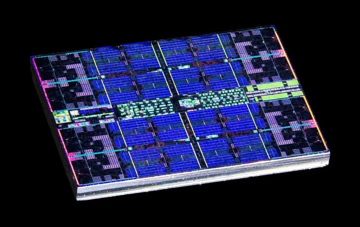 Procesor AMD Ryzen 3000 kremikovy cip Matisse na 7nm procesu TSMC Fritzchens Fritz 05