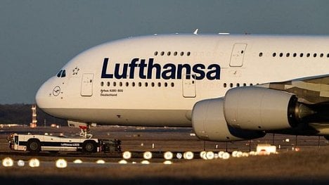 Náhledový obrázek - Tvrdé přistání superjumba A380: Airbus spálil miliardy eur od evropských vlád