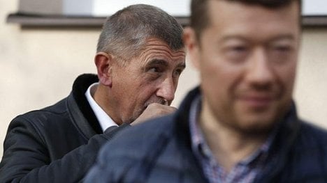 Náhledový obrázek - Populisté Babiš s Okamurou „proslavili“ Česko až v Nigérii