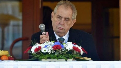 Náhledový obrázek - Zeman lhal o exporadci Šarapatkovi. Stát se za něj musí omluvit, rozhodl soud