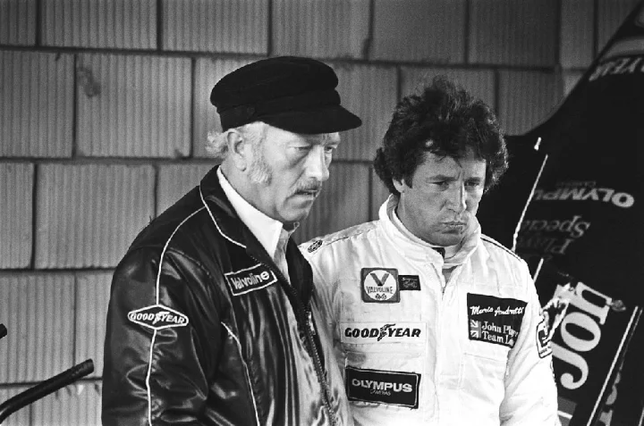 Autor: Lotus Nad čím přemýšlejí Andretti a Colin Chapman? Možná nad strategií Lotusu na příští formulovou sezónu…
