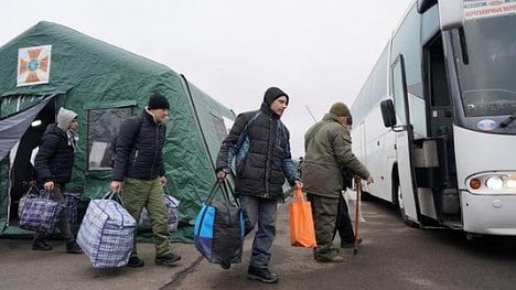 Náhledový obrázek - Kyjev a separatisté si vyměnili 200 válečných zajatců