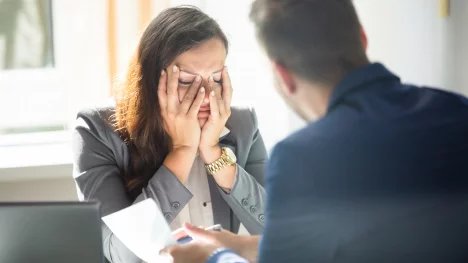 Náhledový obrázek - Češi svým šéfům nevěří. Důvěra zdejších zaměstnanců ve vedení firem je takřka třikrát nižší než v zahraničí, ukazuje průzkum