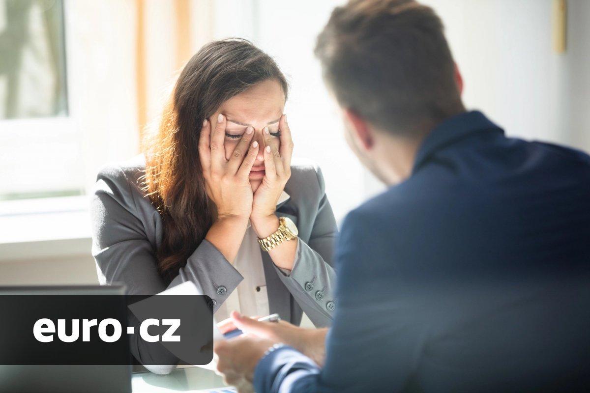 Češi svým šéfům nevěří. Důvěra zdejších zaměstnanců ve vedení firem je takřka třikrát nižší než v zahraničí, ukazuje průzkum