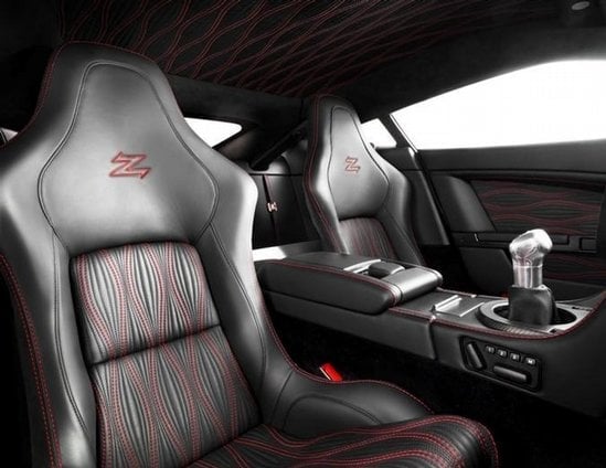 2011-03-aston-martin-vantage-v12-zagato-3.jpg