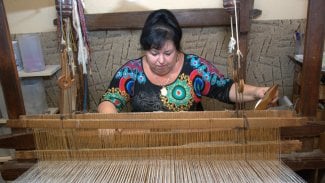 Hana Buchtelová z Ruční tkaní