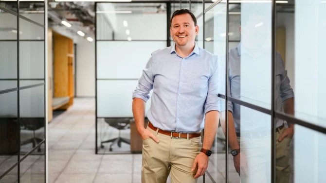 Jan Špitálník, Sky