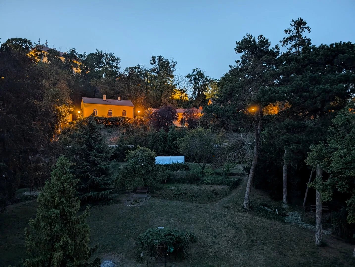 Hlavní 50Mpx fotoaparát