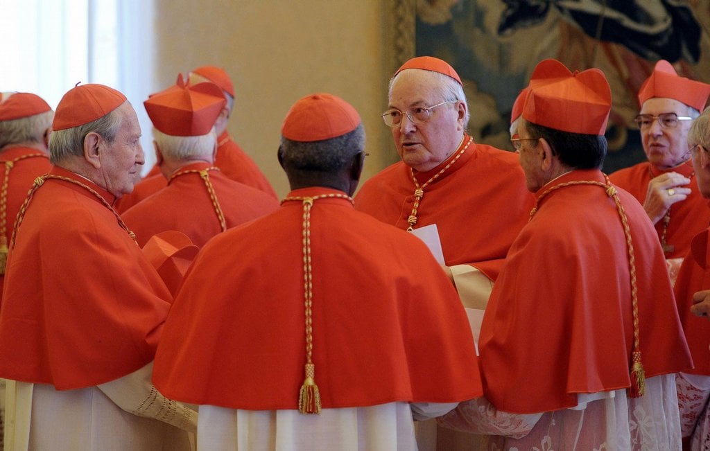 2015-07-tisk-spekuluje-o-zdravotnc3adch-dc5afvodech-papec5beova-