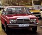 Člověk má někdy pocit, že někdejší československá špionážní a detektivní literatura neznala jiné spojení než „západní Němec = Mercedes-Benz“. Platí to i v této písničce…