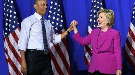 Náhledový obrázek - Obama podpořil Clintonovou a zapojil se do její kampaně