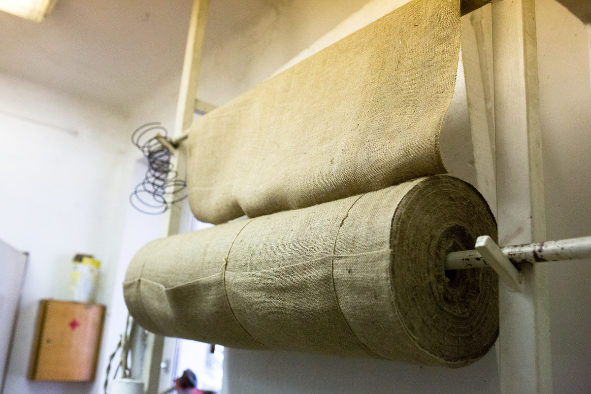 Firma Retronaut vám ze starého křesla udělá stylový doplněk.