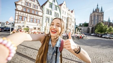 Náhledový obrázek - Hledá se žena, mladší Němka. V některých oblastech chybí i 20 procent žen