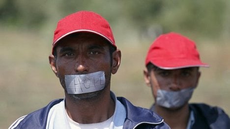 Náhledový obrázek - Souvislost mezi útoky a migrací vidí polovina Němců