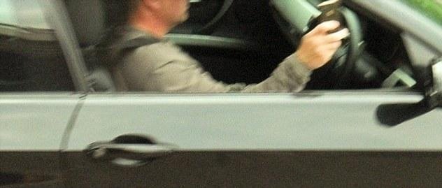 2013-09-britskc3a1-policie-fotografovala-fotografujc3adcc3ad-c59