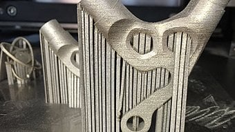 Metal 3D, trojrozměrný český tisk z kovu.