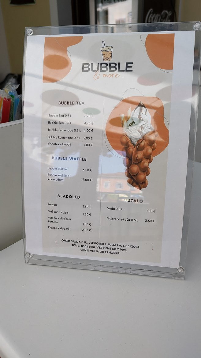 Ceny potravin u moře a ukázky okolí. Izola, Slovinsko (19. 6. 2023)