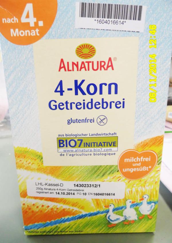 Dětská ovesná kaše Alnatura 4zrnná nemléčná obilná kaše 250 g výrobní šarže 14_152_1 s datem minimální trvanlivosti do 30_ 11_ 2015 Vvýrobce Holle Baby food Baselstrasse 11 Riehen Switzerland