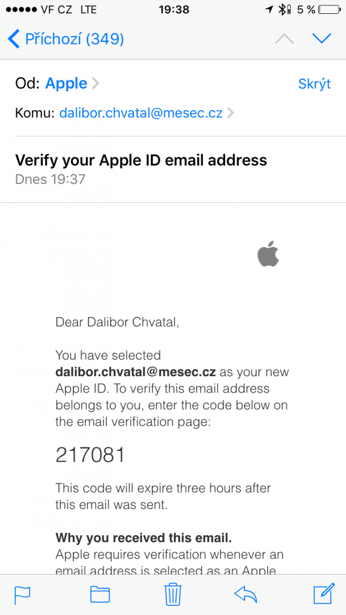 Nejprve si musíte vytvořit nové Apple ID. Britské ID.