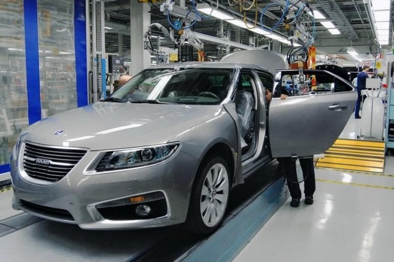 2017-09-kdysi-zkrachovalc3bd-saab-se-oficic3a1lnc49b-vracc3ad-3.