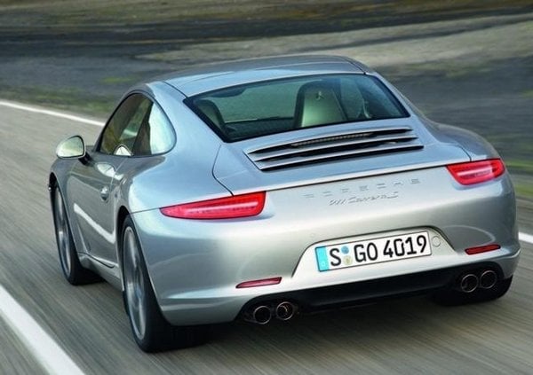 2009-11-porsche-911.jpg