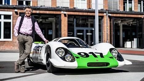 Náhledový obrázek - Zemřel Hans Mezger, otec plochého šestiválce Porsche i legendárního závoďáku 917