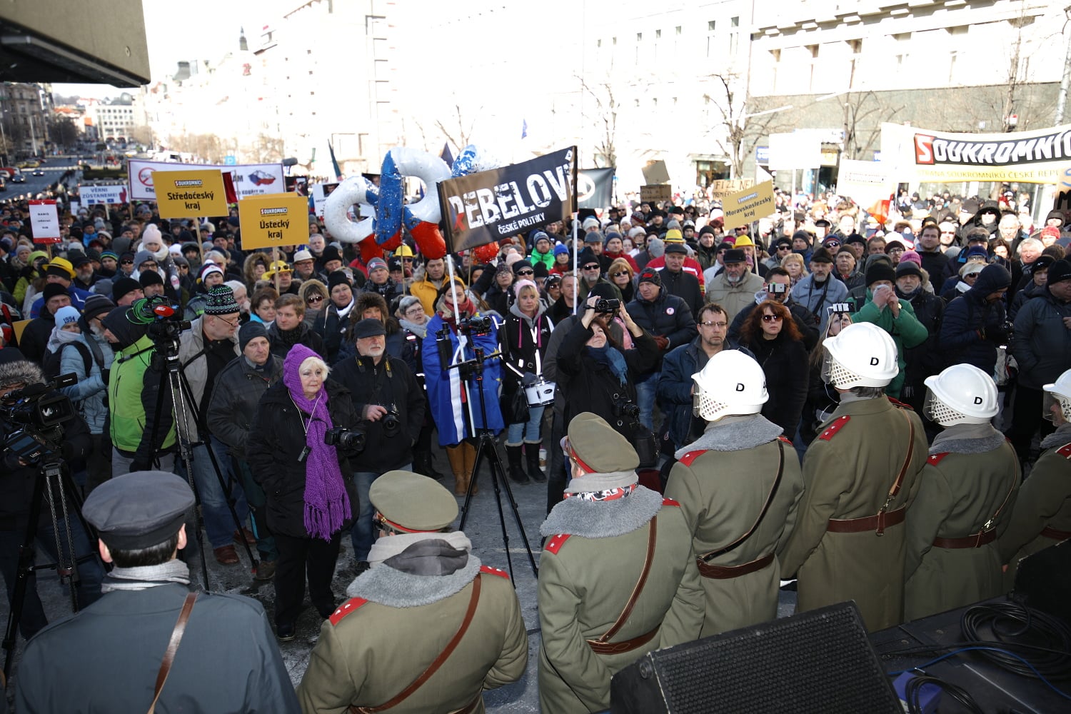Demonstrace za svobodu, demokracii a svobodné podnikání