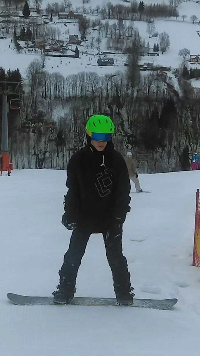 Rád soutěžil, jezdil výborně na snowboardu.