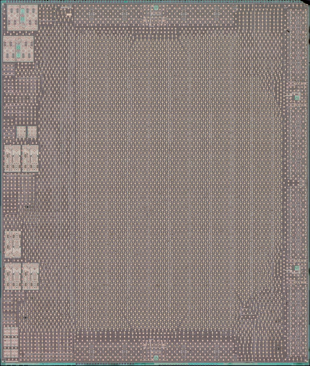 2020-02-7nm-GPU-Navi-14-z-AMD-Radeonu-RX-5500-XT-foto-Fritzchens