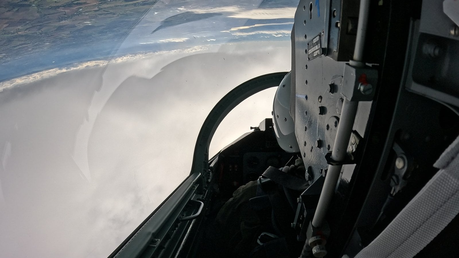 Redaktor Euro.cz se svezl legendárním letounem L-39 Albatros