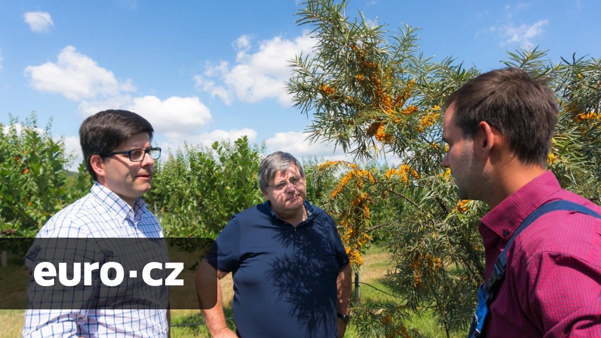 Nejdřív vozili do Česka zemědělskou techniku. Teď bodují s ovocnými mošty, přesnídávkami a automaty na mléko