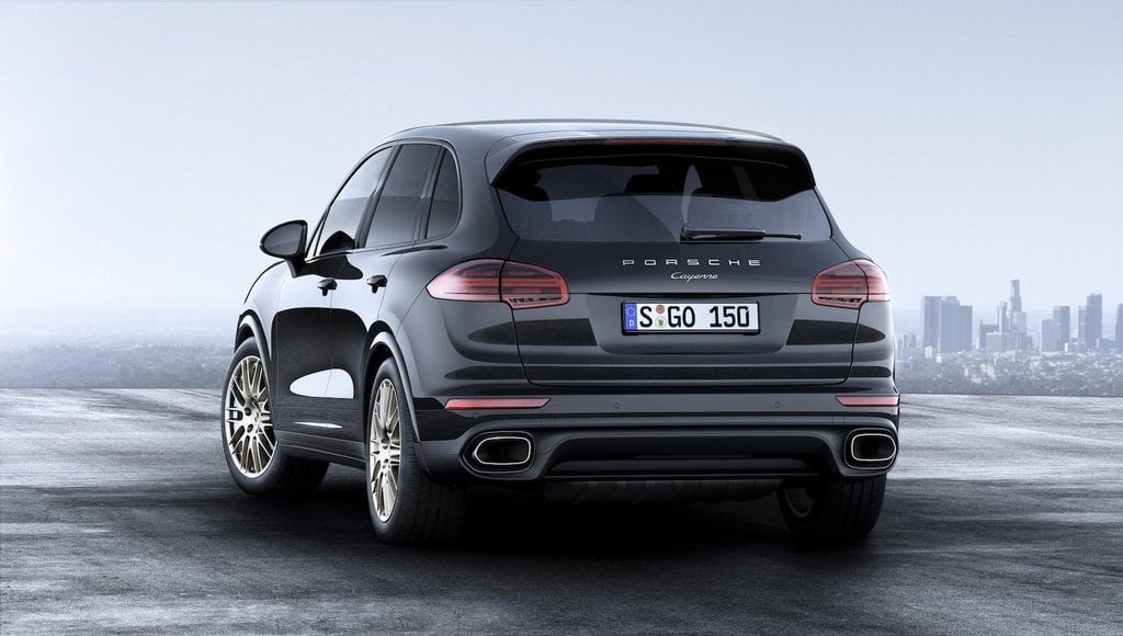 2018-05-porsche-cayenne-platinum-edition-6.jpg