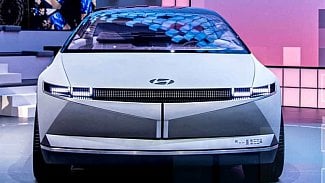 Náhledový obrázek - Hyundai ve Frankfurtu ukáže ještě ostřejší verzi modelu i30 N. Koncept budoucích elektromobilů už byl odhalen