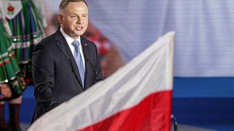 Náhledový obrázek - První kolo prezidentských voleb v Polsku vyhrál Duda, ukazují předběžné výsledky