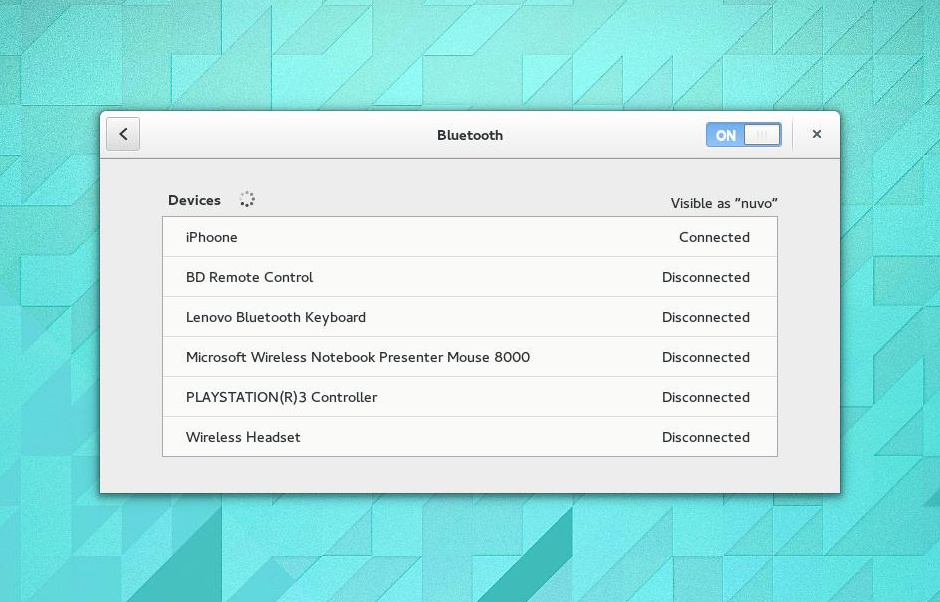 Práce se zařízeními připojenými přes Bluetooth je výrazně zjednodušená, panel automaticky hledá nová zařízení a umožňuje je jednoduše párovat.