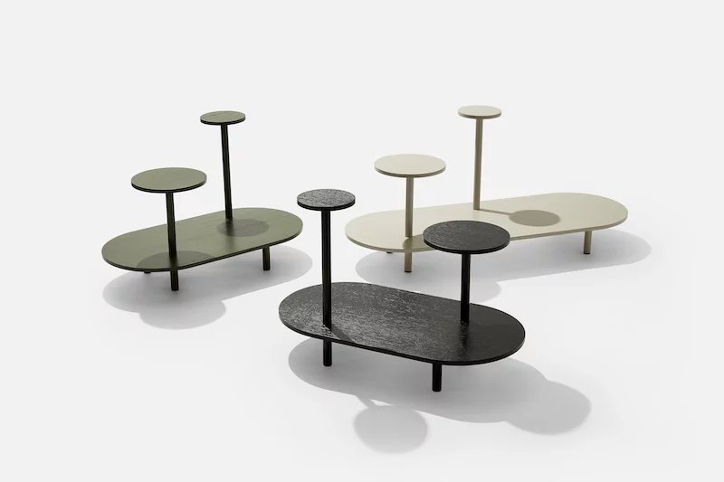 Pěstitelů pokojových rostlin mezi Čechy přibývá a Zita se Šteiglem se rozhodli na rostoucí poptávku reagovat. Ke spolupráci si tedy přizvali Jiřího Pelcla, jenž pro ně vytváří moderní minimalistické stolky založené na propojení tradic se současným designem a funkčností.