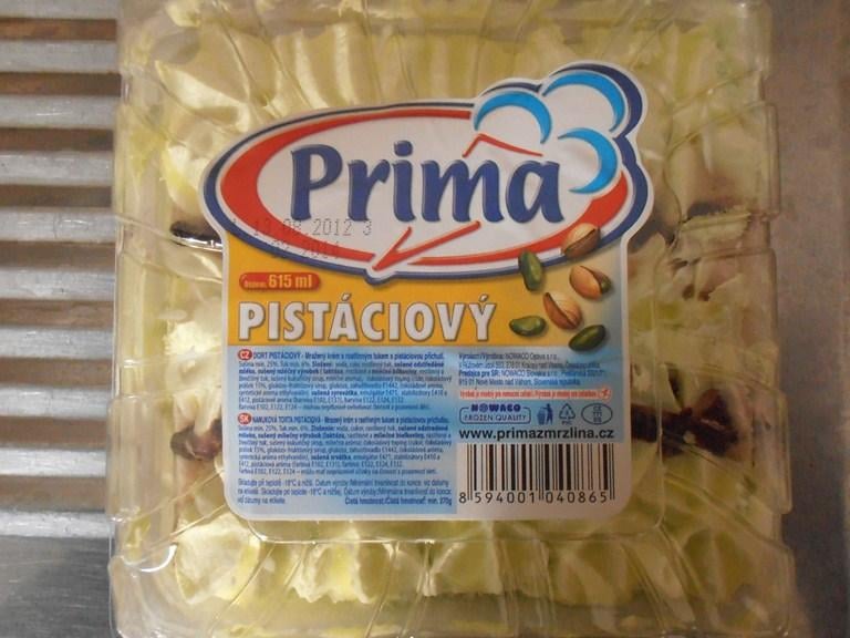 Dort PRIMA pistáciový. Obsah jednotlivých balení byl sražený, odloučený od obalu, obsahoval průhledné krystaly ledu (zjevné známky opětovného zmrazení po roztátí). Při kontrole nebyly zjištěny nevyhovující teploty skladování tohoto výrobku.